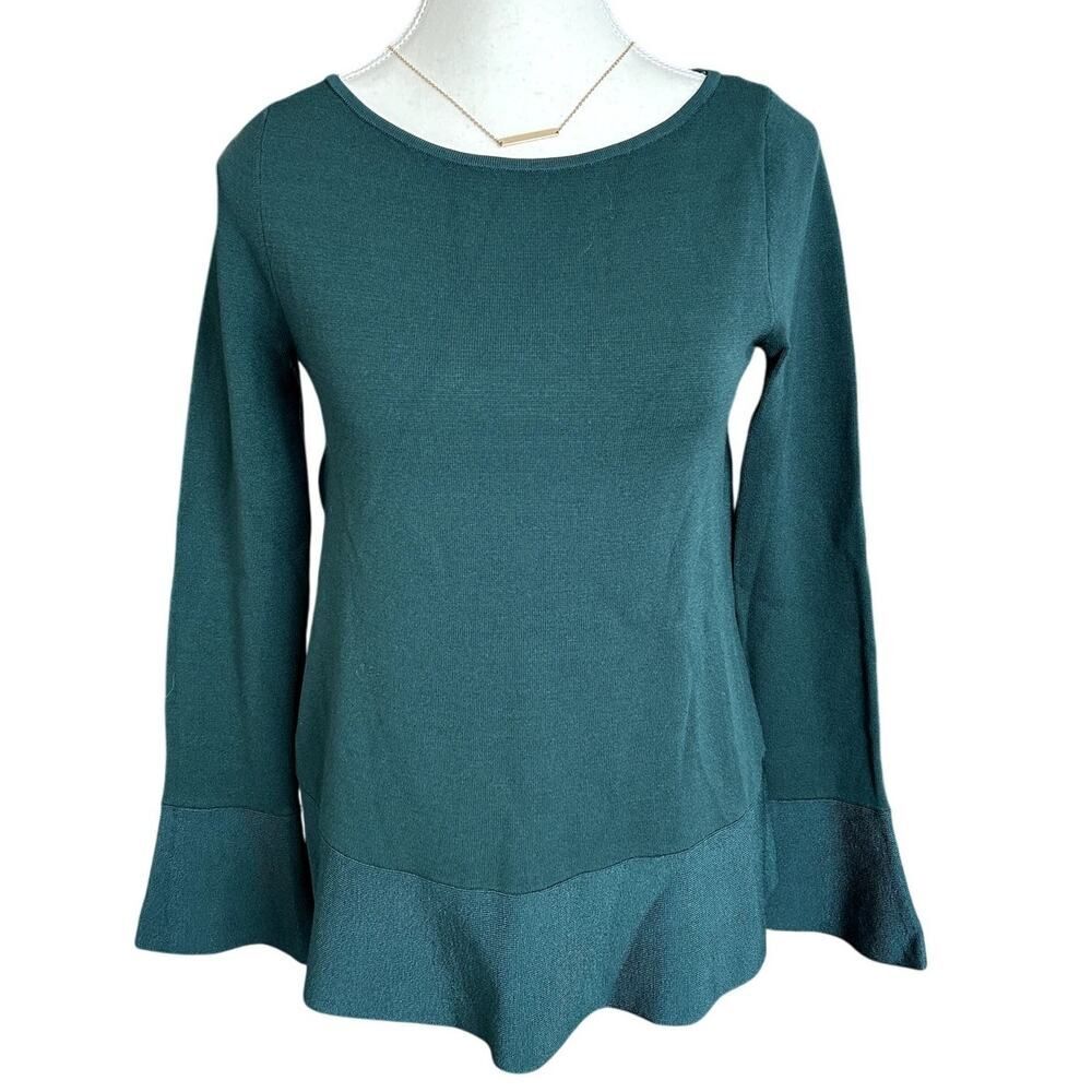 ANN TAYLOR Long Sleeve Holiday Flare Bell Sleeve Emerald Green Peplum Top XS